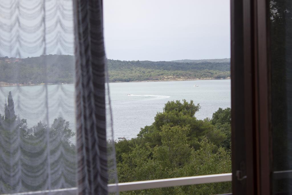 Holiday Home Bukovac Klimno Bagian luar foto